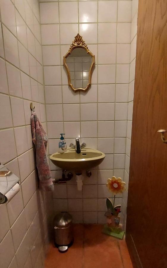 Ruhig Gelegene Ferienwohnung Im Gruenen Mit Terrasse Und Kleinem Garten Rotthalmuenster 외부 사진